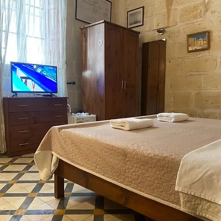 Xemx בית הארחה