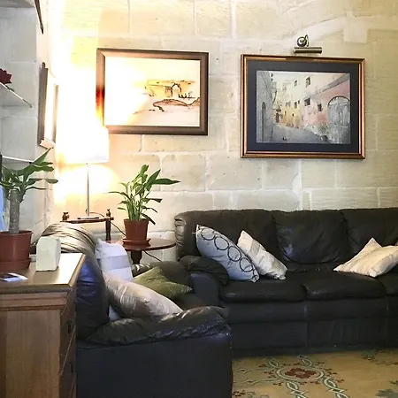 בית הארחה Xemx 4*