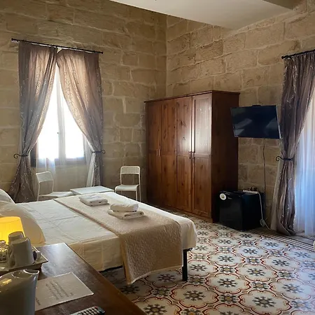 Πανσιόν Xemx Qala